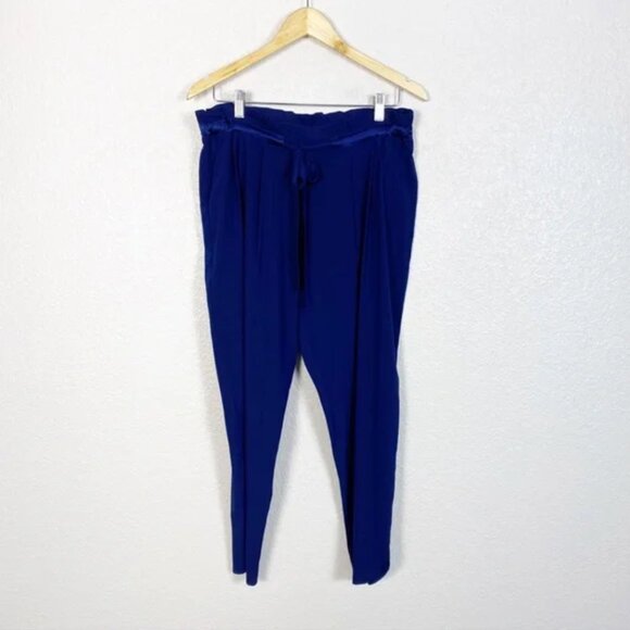 RAMY BROOK "Allyn" silk summer 6/8 pants in navy sz L - Picture 4 of 6